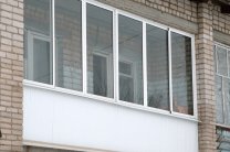 Остекление балконов в Волжском