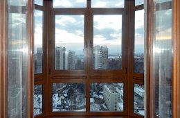 Окно на Балкон